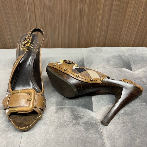 Burberry high heels, classic pattern size 37 - Picture 4 of 4